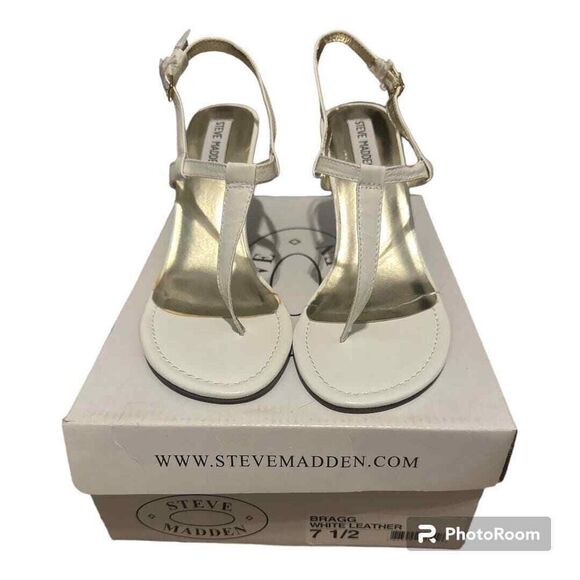 Steve Madden Bragg White Thong Heels, Size 7.5 - Picture 7 of 7
